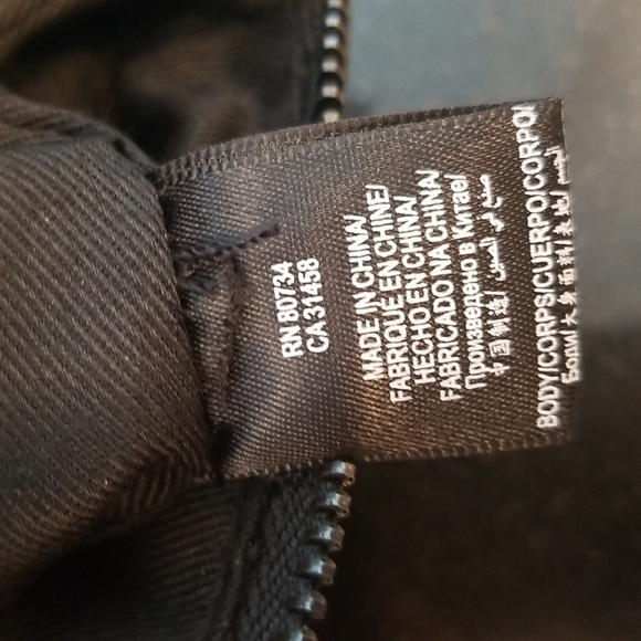 💕BCBGERATION💕 Sequin Wristlet Clutch ~ Black - Picture 5 of 6